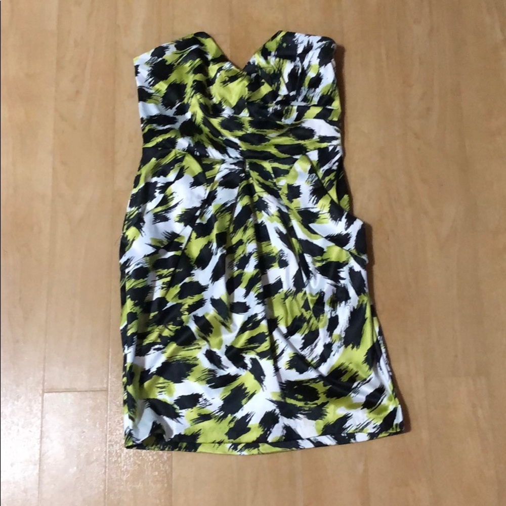 Printed strapless dress